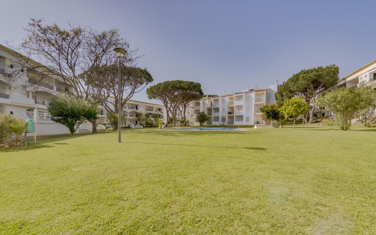 Pinhal Do Golfe - 2 Bedrooms - Vilamoura Bagian luar foto